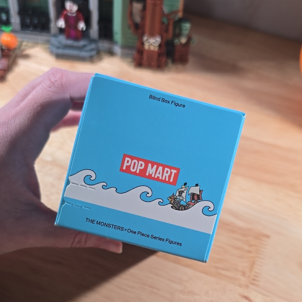 The Monsters x One Piece Figure - Picture 3 of 4